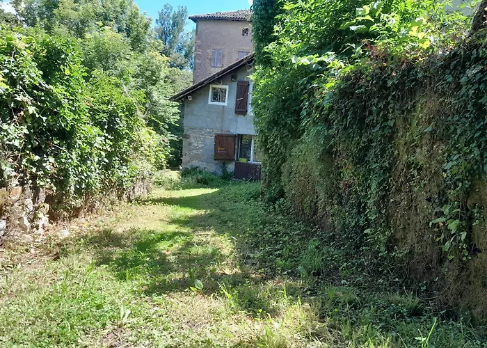 Privatif En Bord De Riviere